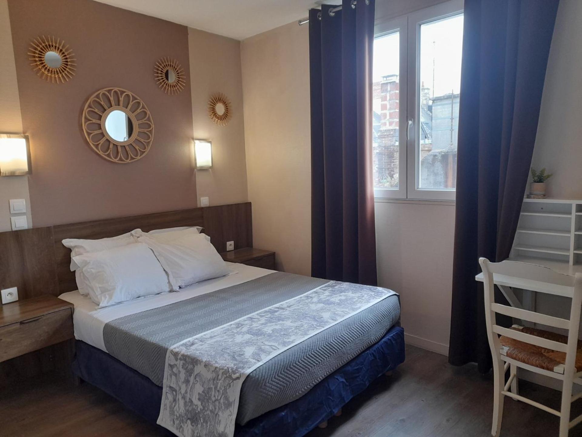 קרנטן Hotel Le Vauban מראה חיצוני תמונה